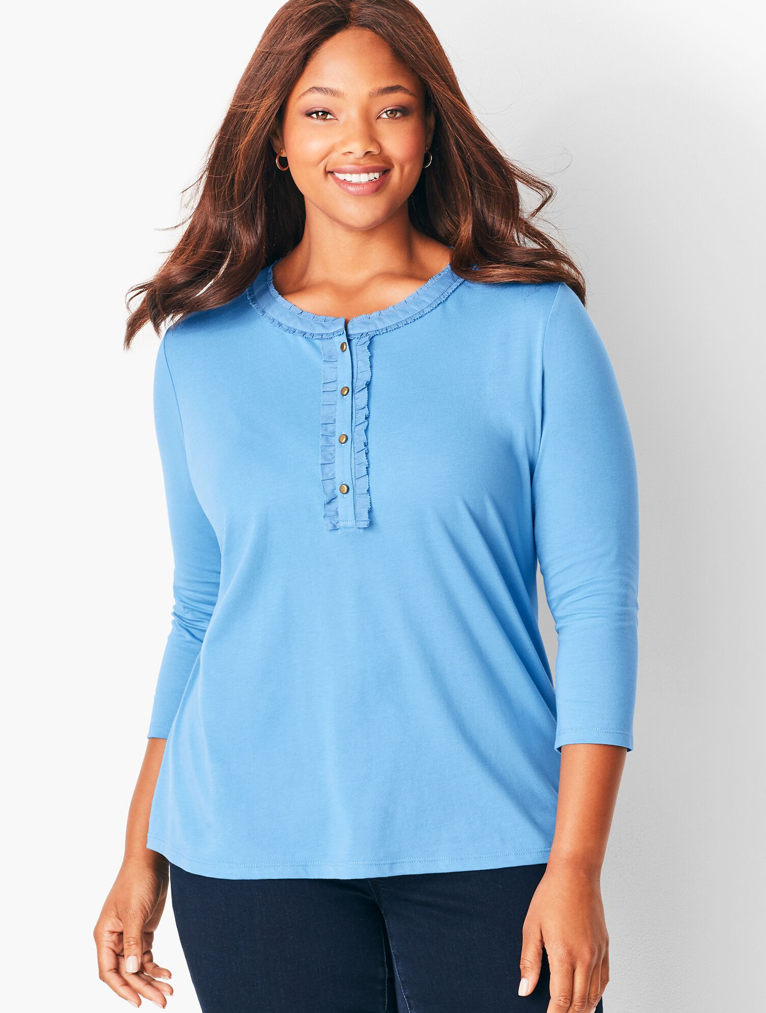 Feminine Henley Tee - Solid