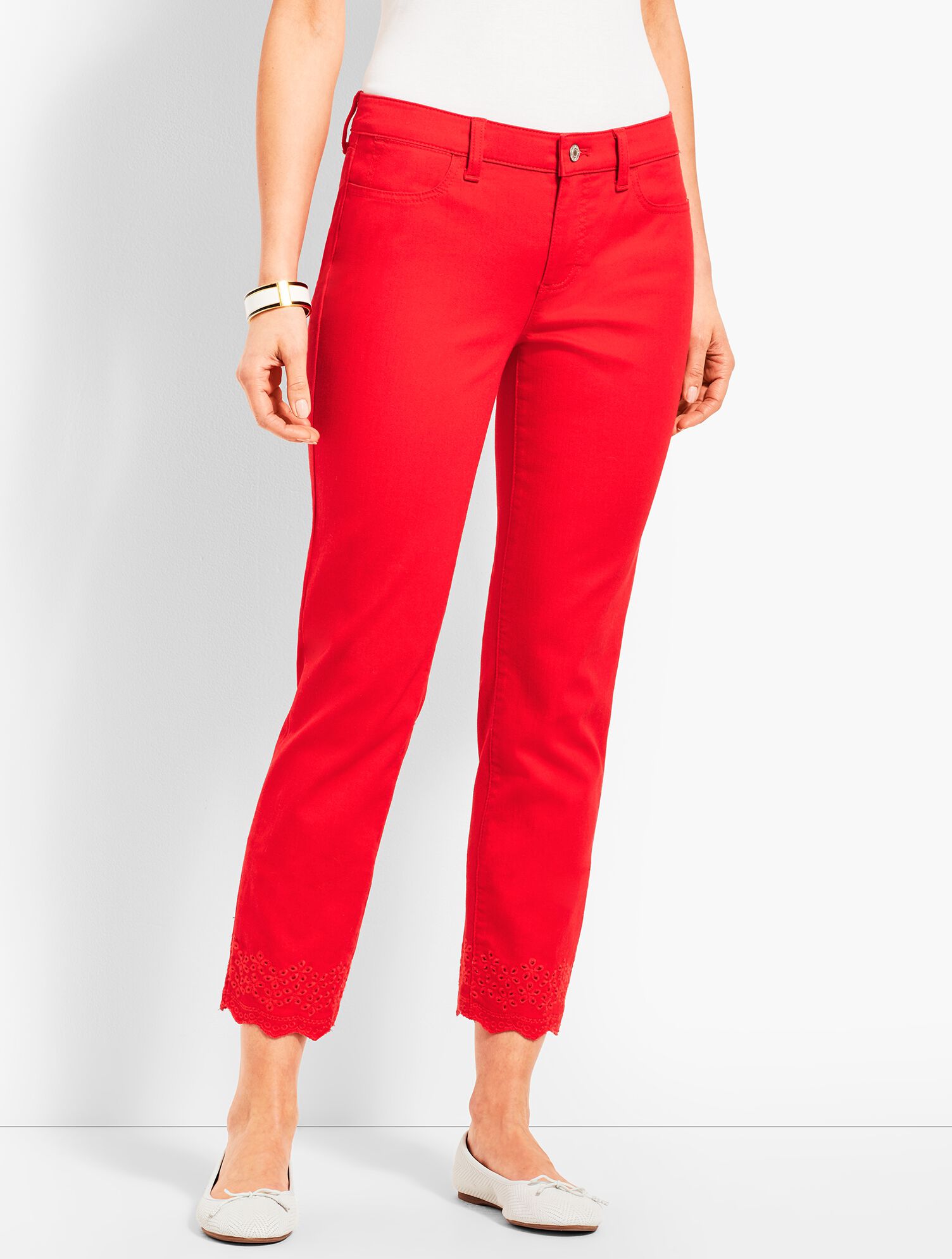 Scallop-Hem Denim Slim Ankle - White