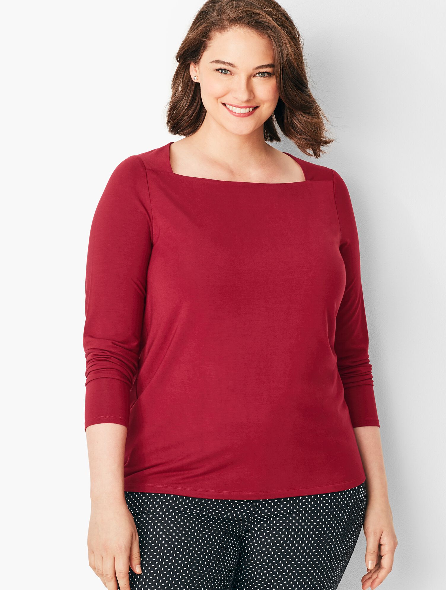 Refined Envelope-Neck Tee - Solid