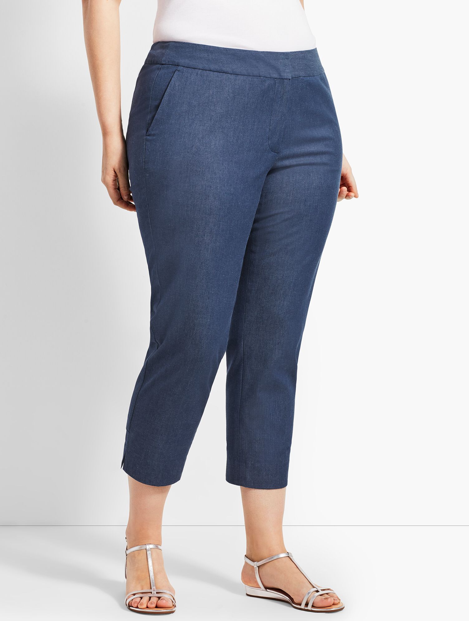 Chic Denim Slim Crop