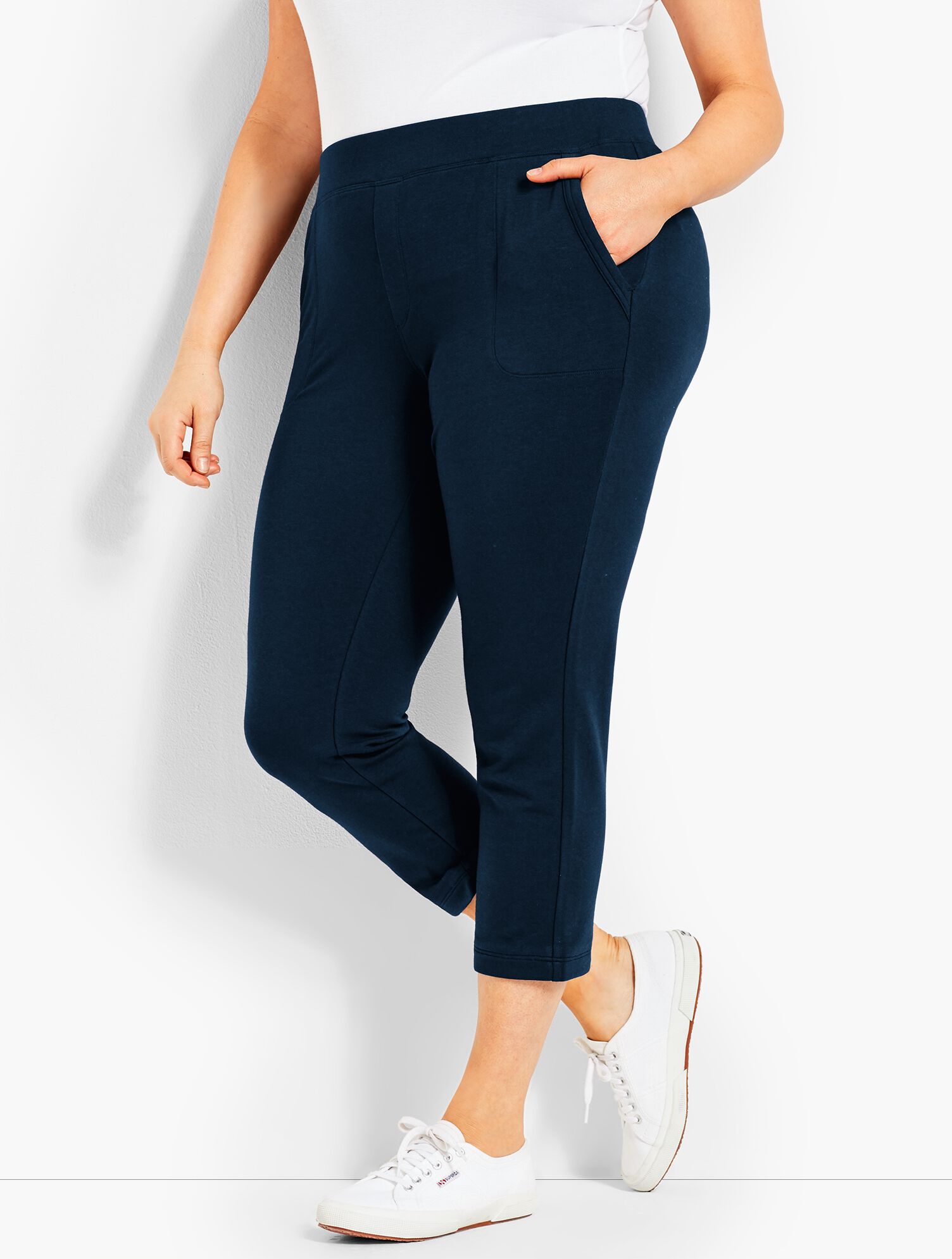 Essential Terry Straight-Leg Crop