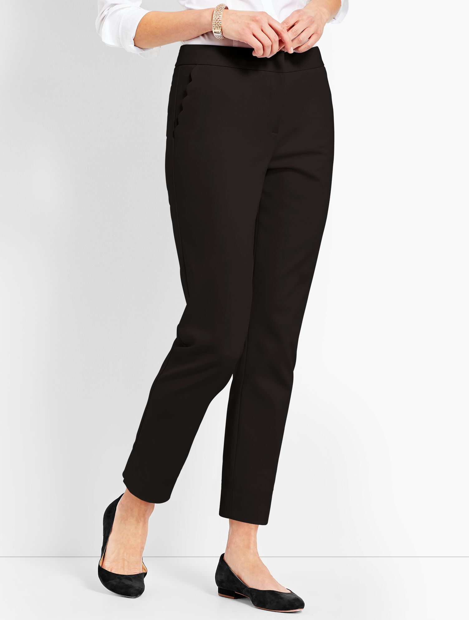 Scallop Pocket Slim Ankle
